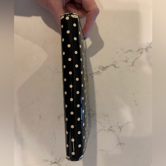Kate Spade wallet offers ton of space. - Picture 7 of 9
